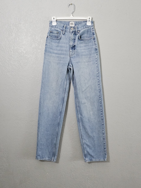 BDG Denim - BDG Urban Outfitters High Rise Baggy Light Wash Straight Leg Jeans Womens 25
